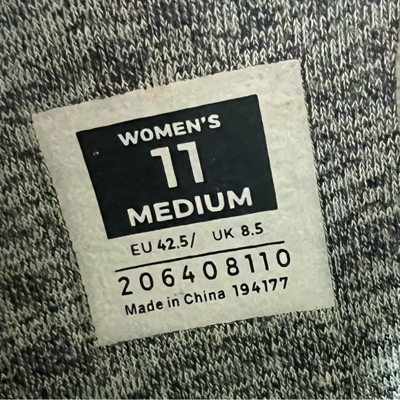 KURU Tempo Women’s Ankle Boot Gray Leather Water Resistant Zip Size 11 - Picture 7 of 7